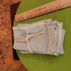 4 set linen table napkins